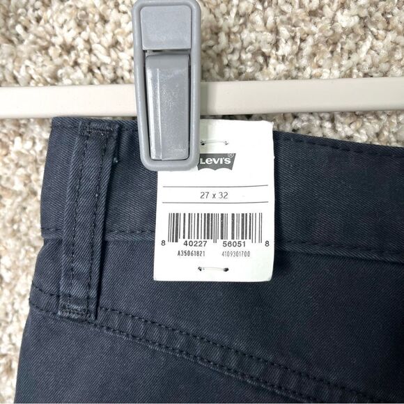 Levi’s Jeans Women’s 27x32 Black High-Waisted Mom NWT - Picture 7 of 9